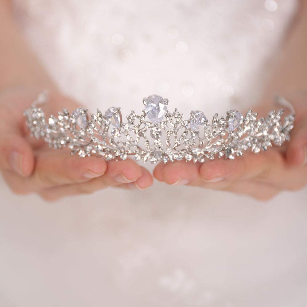 GownLink Full Bridal Set of Five Gown Veil Crown Gloves for Christian & Catholic bride Combo-GF042