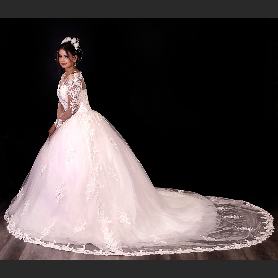 GownLink Stunning Train Gown White Church Wedding Gown with Beaded Lace GLGT009