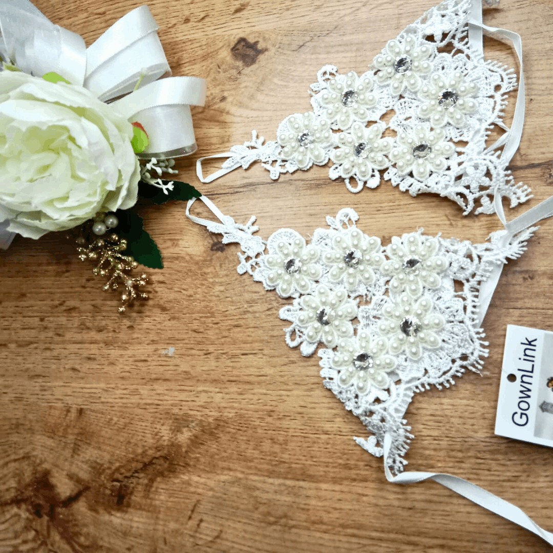 Divine Pearl weave Timeless Elegance in GownLink's Bridal Gloves G21