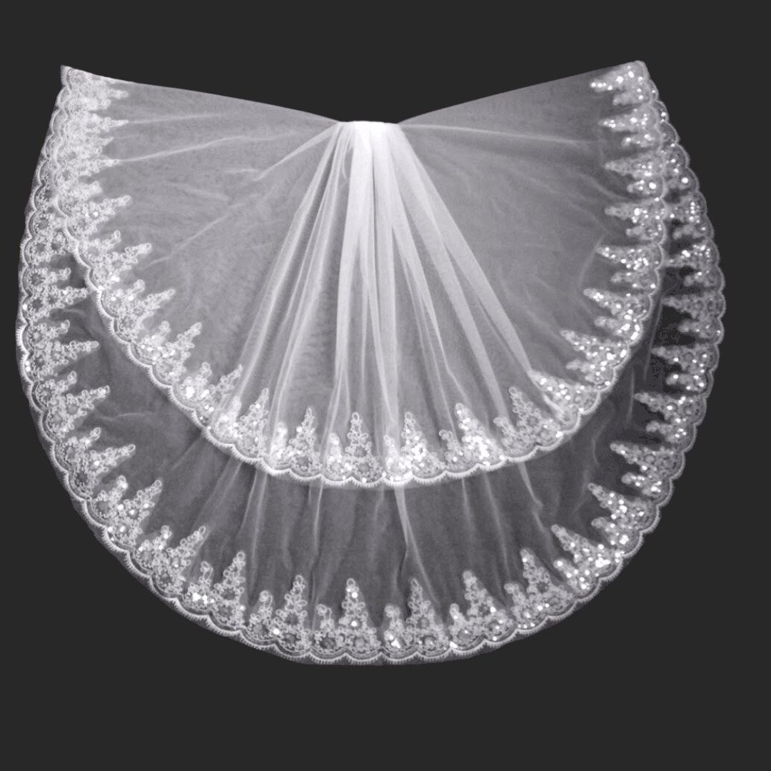 Enchanting Elegance GownLink's Exquisite Short 1.5mtr Bridal Veil With Comb adorned in Sequined Splendor GLV20