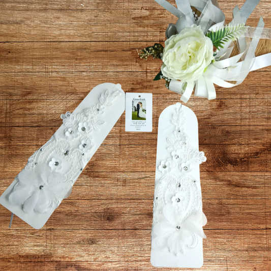 GownLink's Enchantingly Beautiful Bridal Gloves with Petals and Stone G11