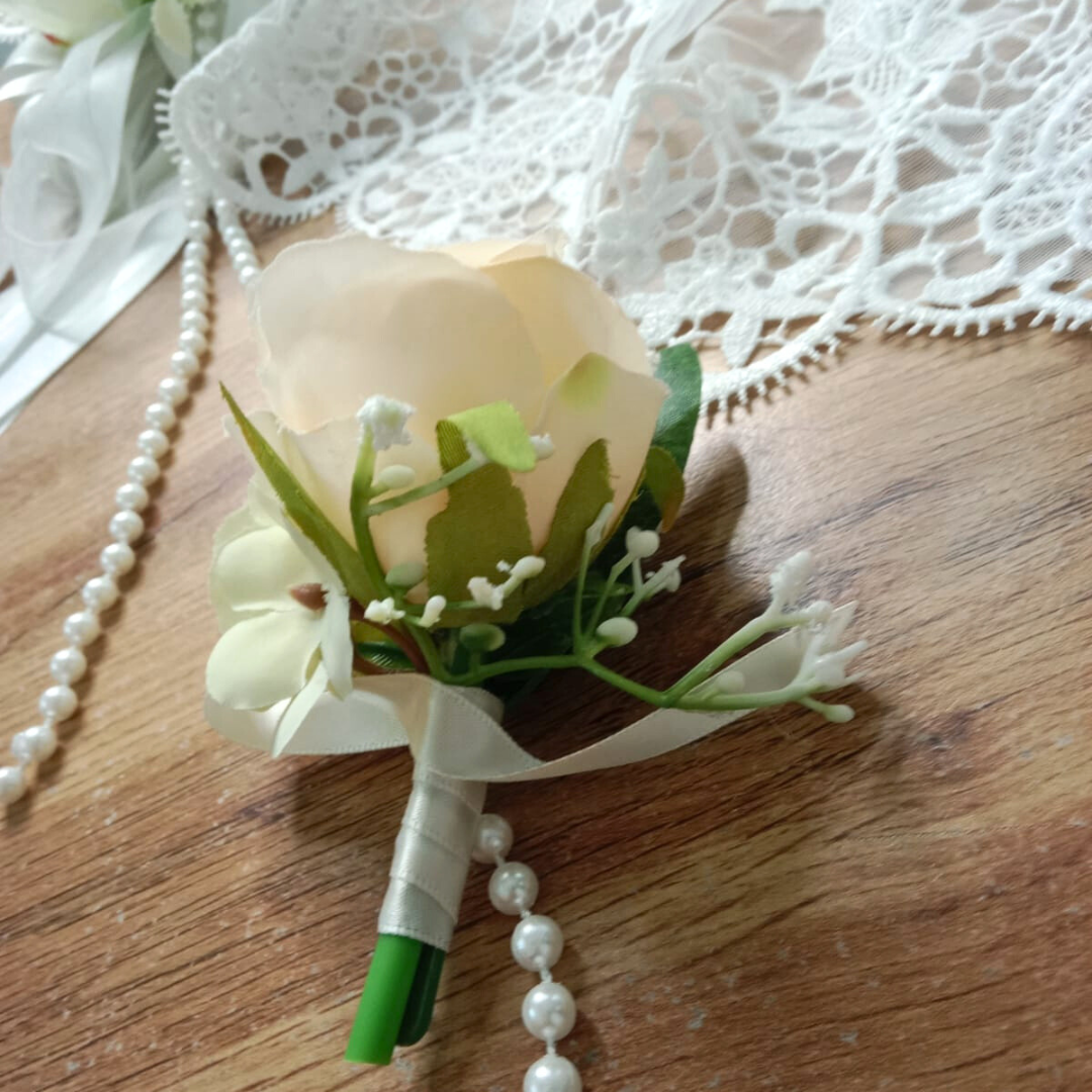 GownLink Boutonniere CF-106