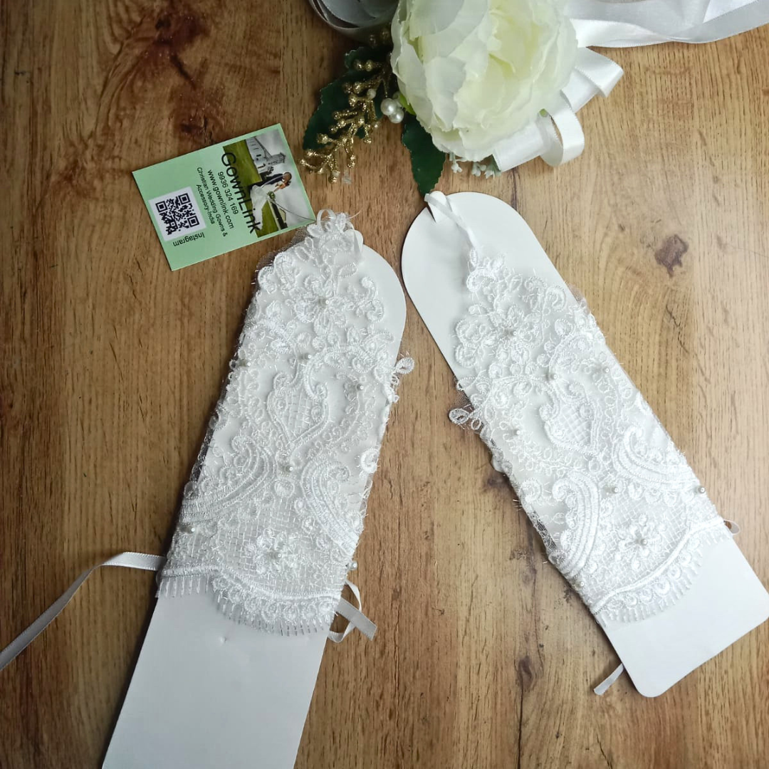 GownLink'Christian & Catholic Bridal Gloves with Pearls -G29