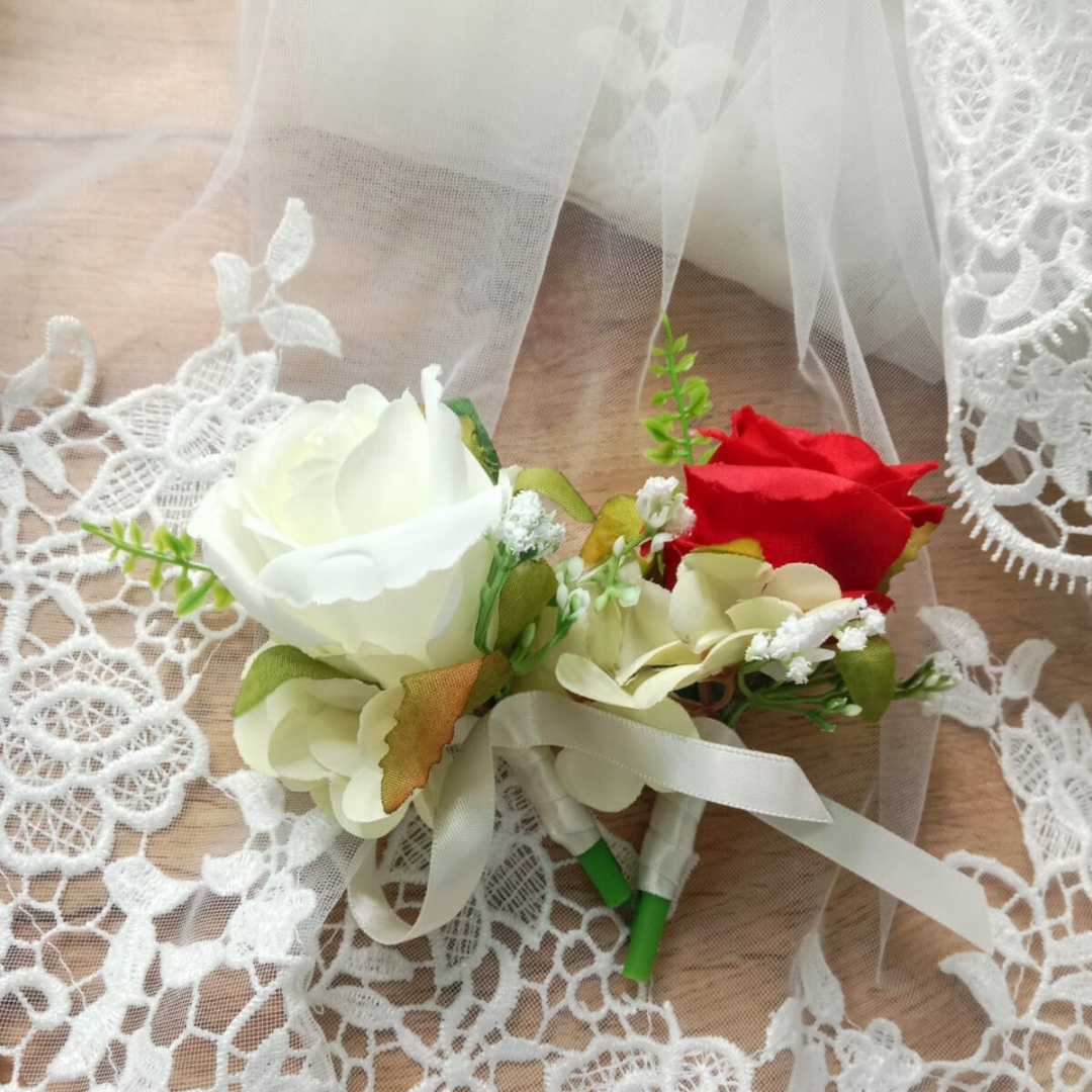 GownLink Boutonniere CF-106