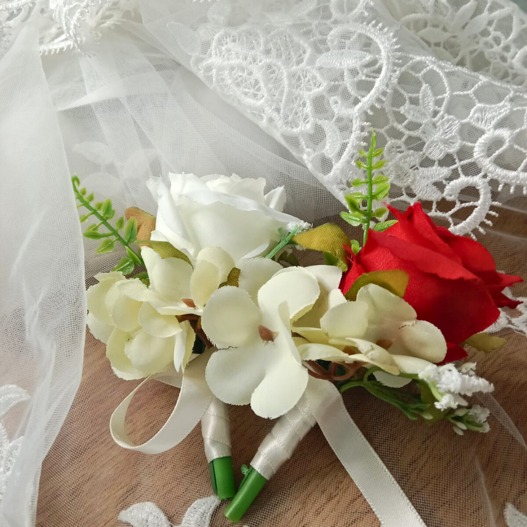 GownLink Boutonniere CF-106