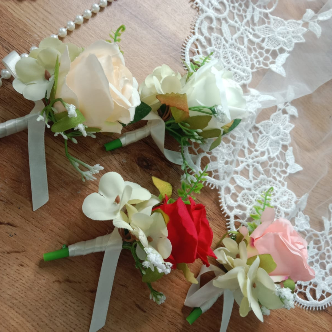 GownLink Boutonniere CF-106