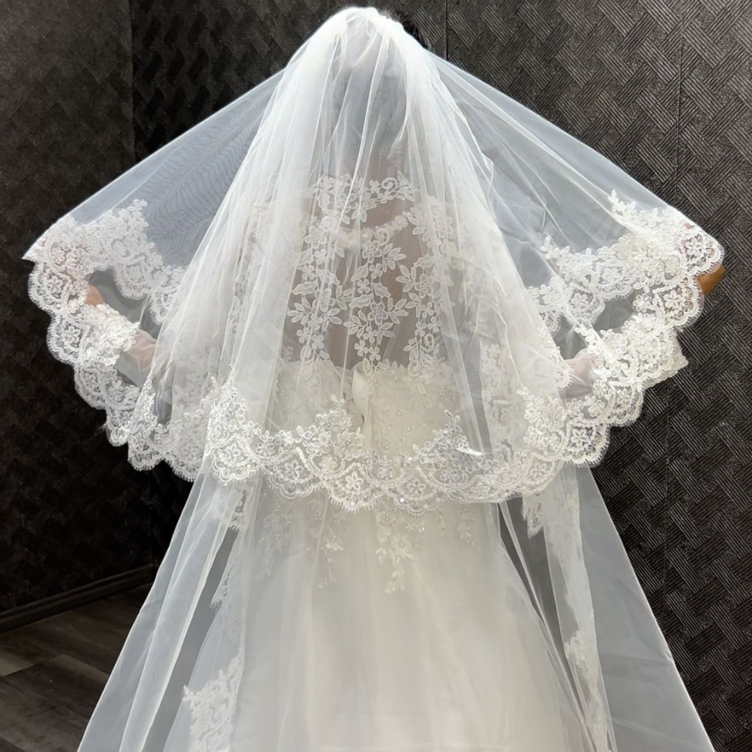 GownLink's Exquisite 3.5mtr Long Cascading Bridal Veil for Christian & Catholic Wedding GLVHL02
