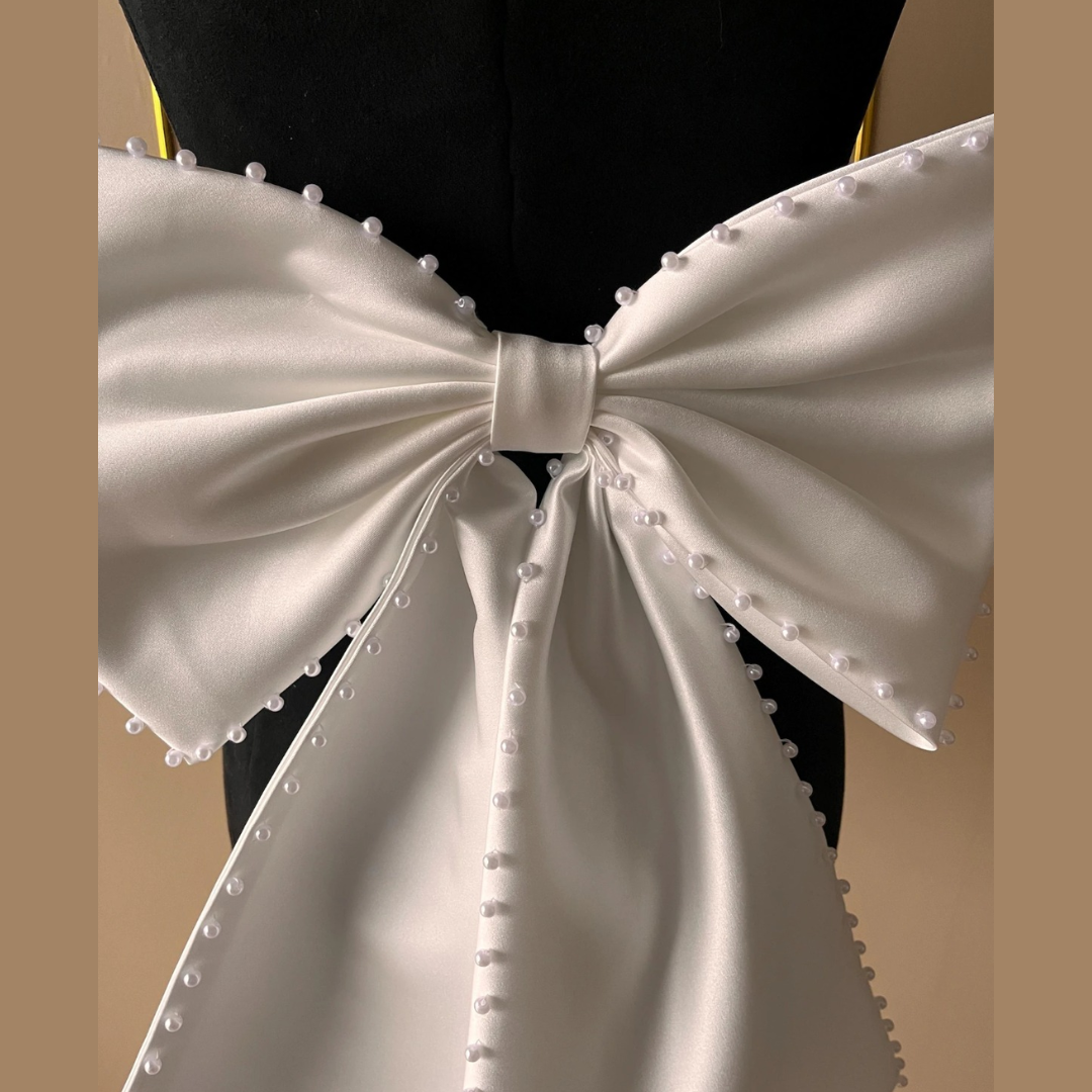 GownLink,s Short Detachable Bow for wedding dress