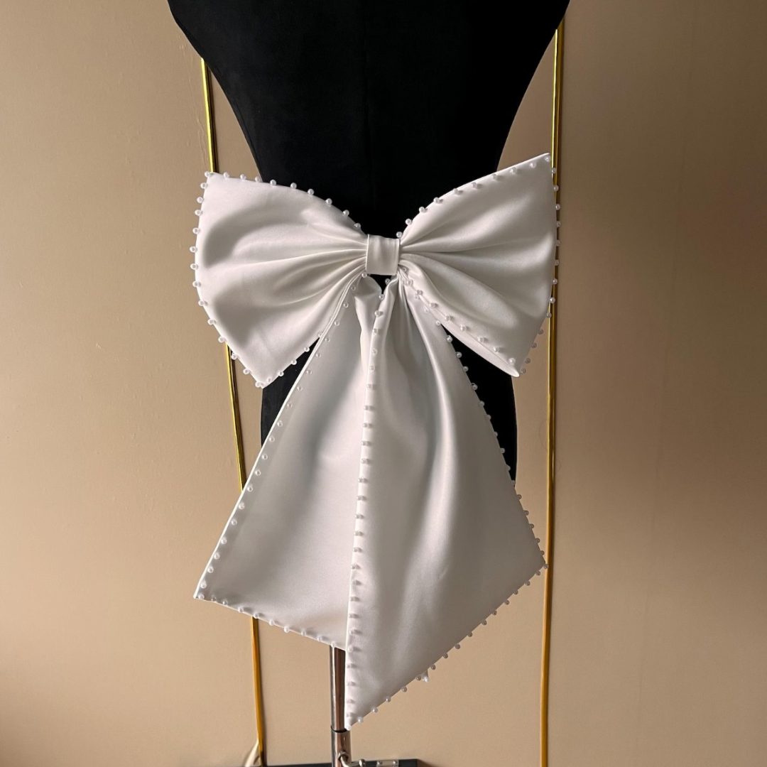 GownLink,s Short Detachable Bow for wedding dress