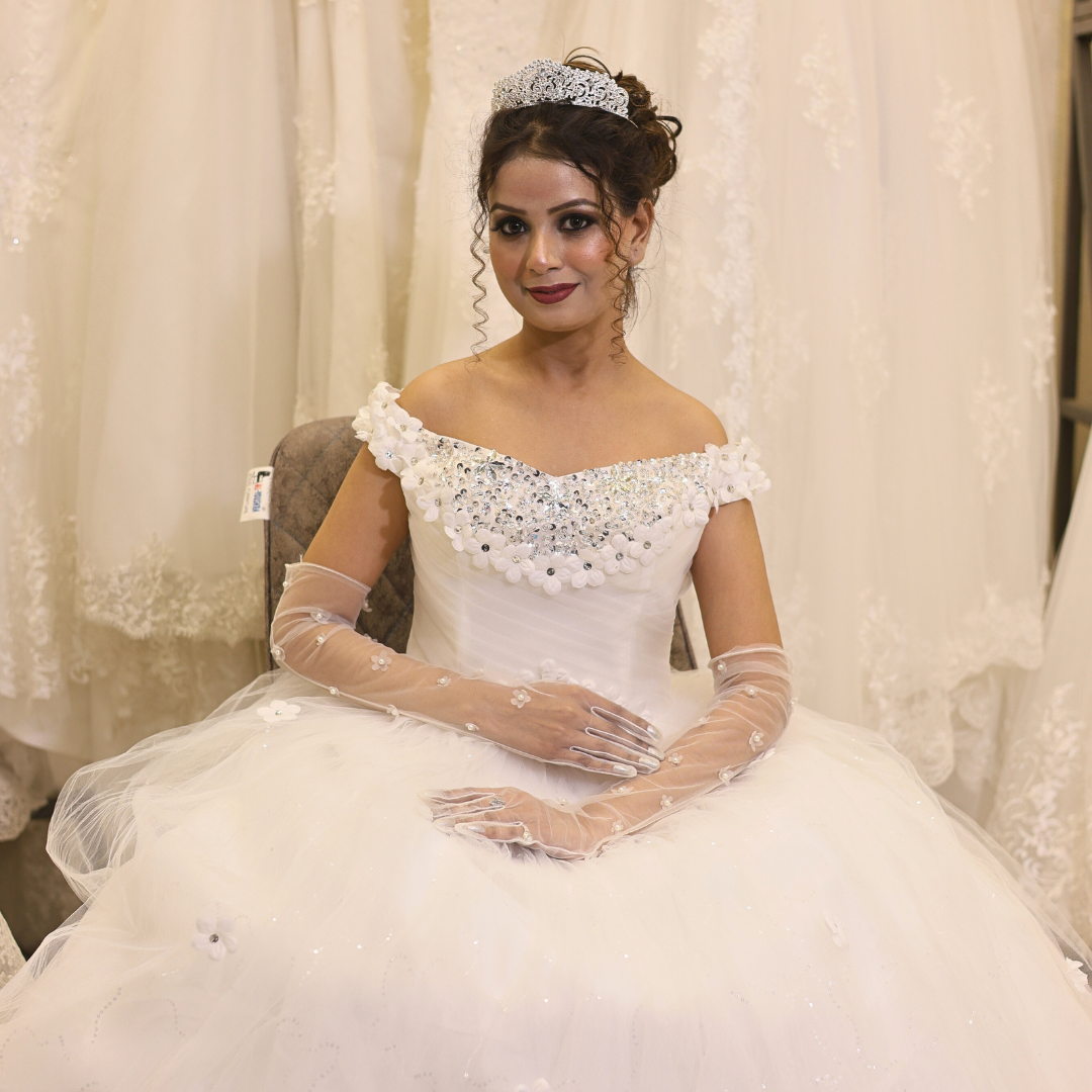 GownLink's Luxurious Bridal Crown C7