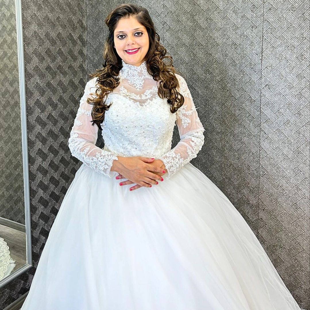 GownLink High Neck White Wedding Train Gowns for the High-End Bride GLW20