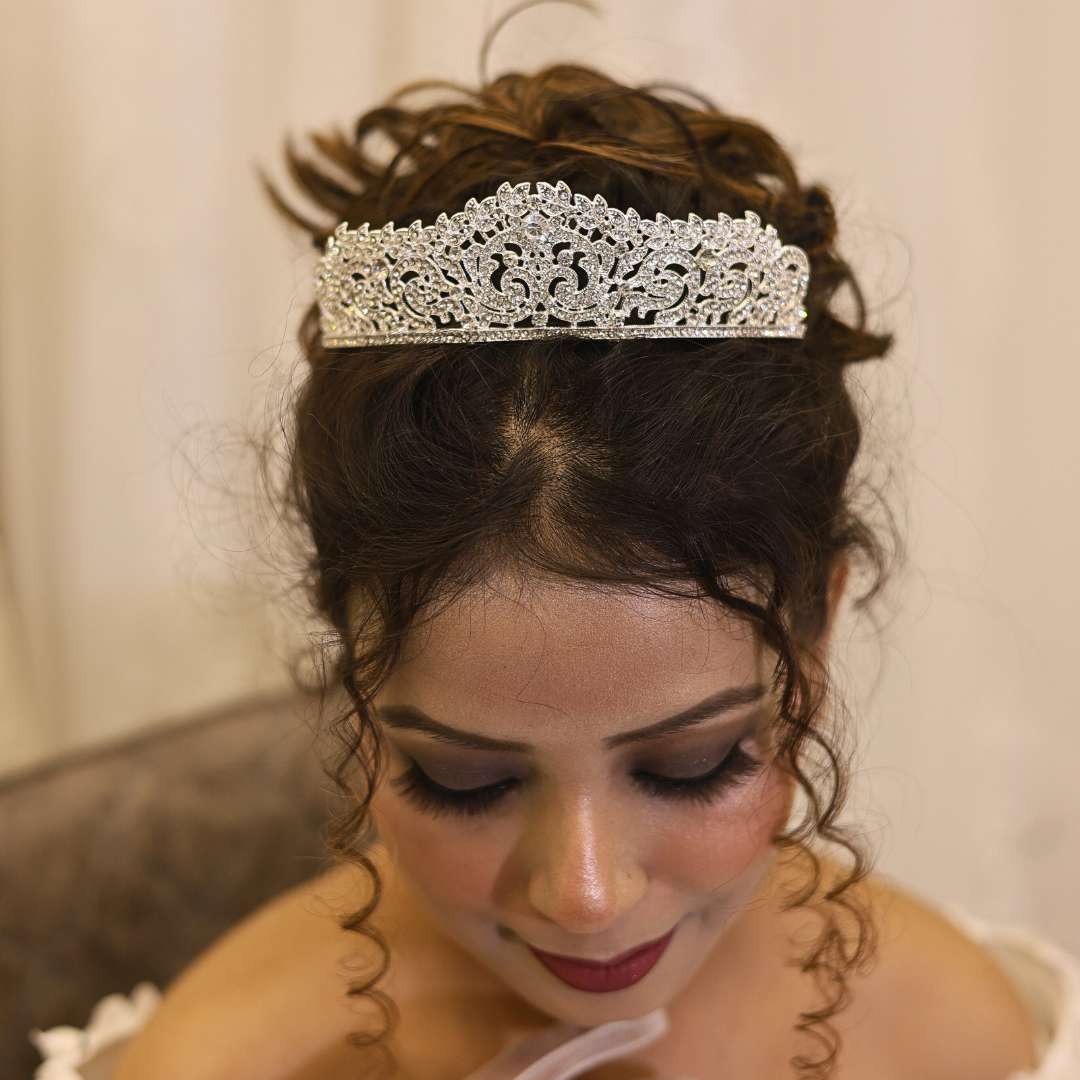 GownLink's Luxurious Bridal Crown C7