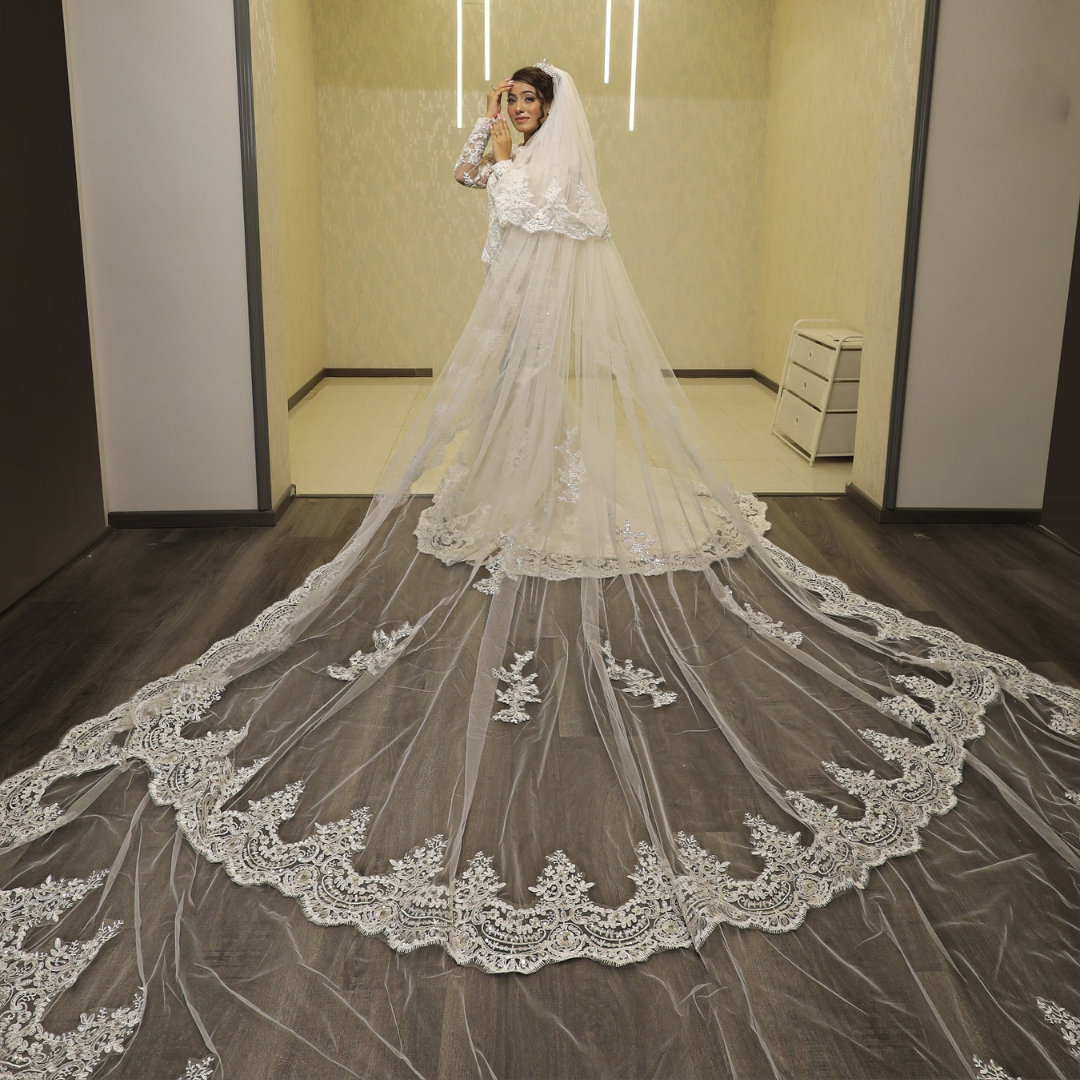 GownLink Premium Bridal Cascading Veil - 5.5mtr Long & 130inch Wide for Christian & Catholic Wedding GLVAL038W