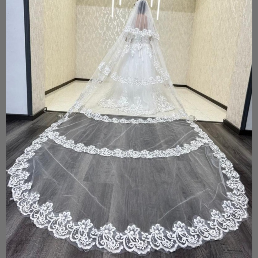 GownLink Bridal Veil A 3.5mtr Cascade of Beauty with Comb GLV093L
