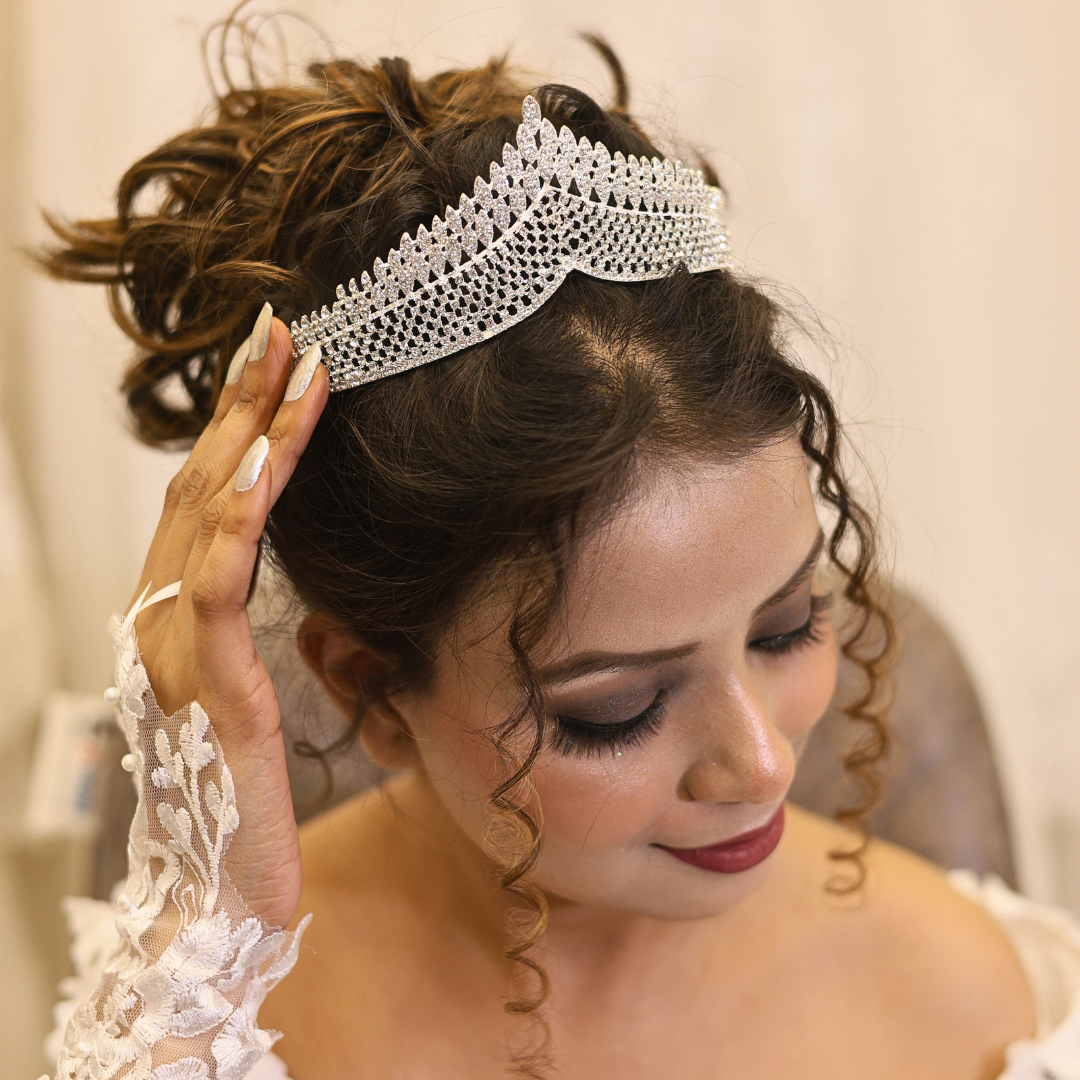 silver stone Headpiece For Christain Bridal in Pune