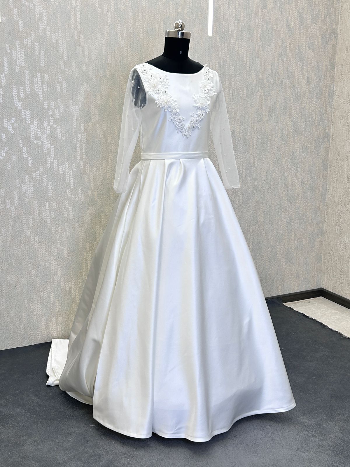 satin gowns Sheopur