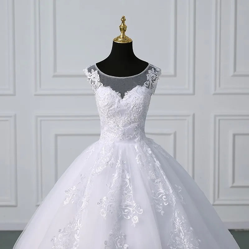 GownLink Adorable White Wedding Princess Gown GLVLQD10B