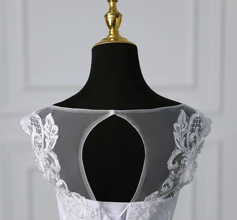 GownLink Adorable White Wedding Princess Gown GLVLQD10B