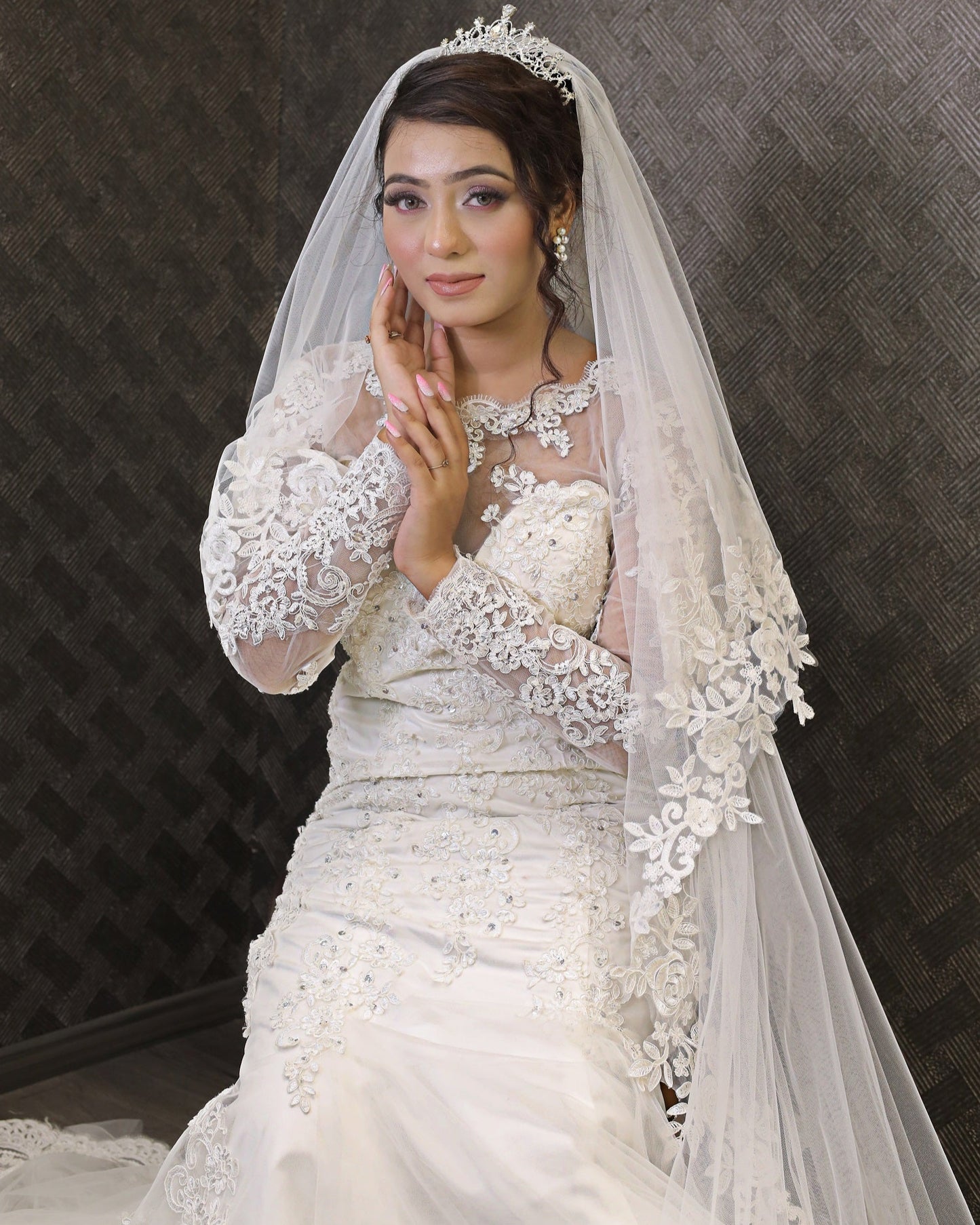 White Modest Mermaid Bridal Gown in Faridabad