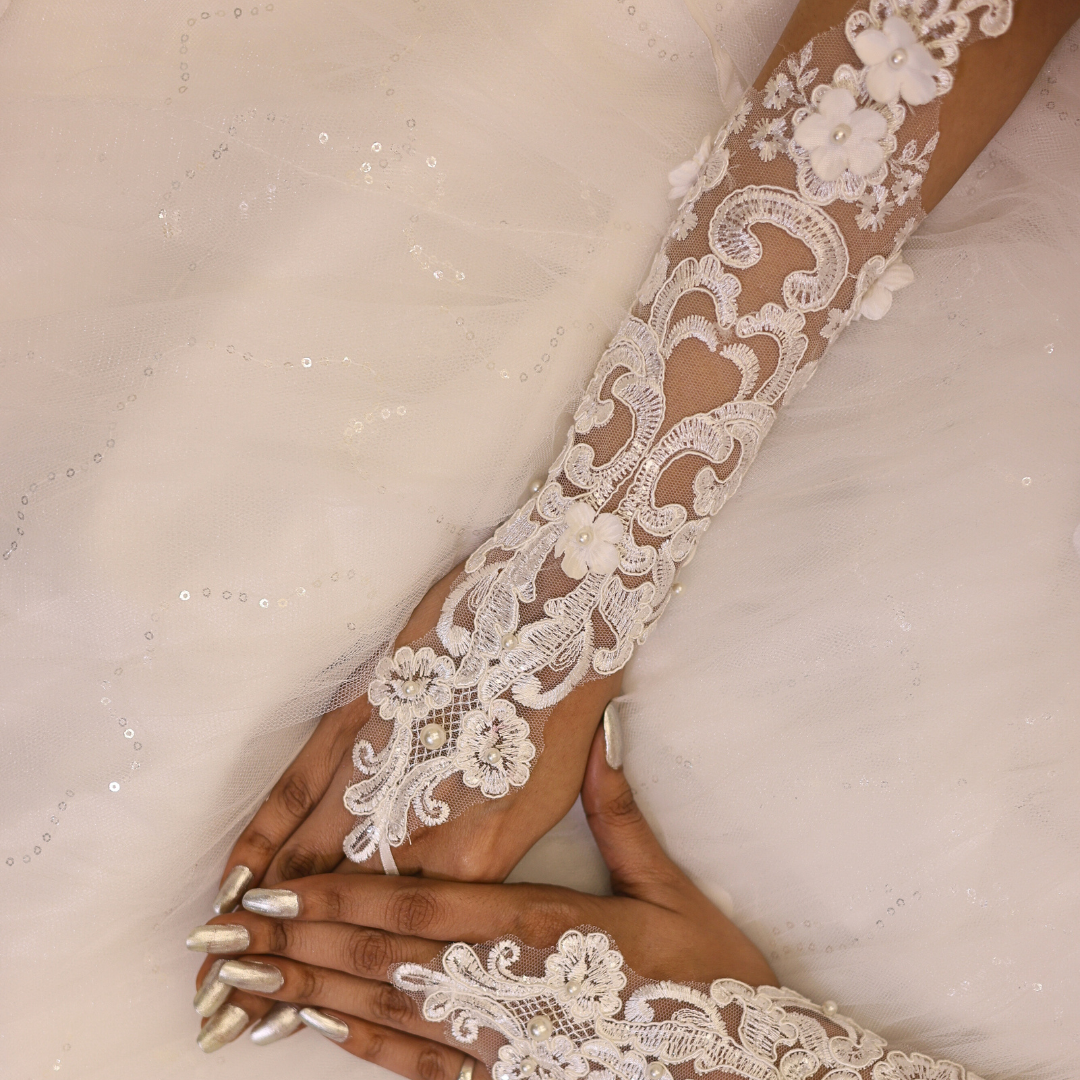 Christain Wedding White Hand Piece in Goa