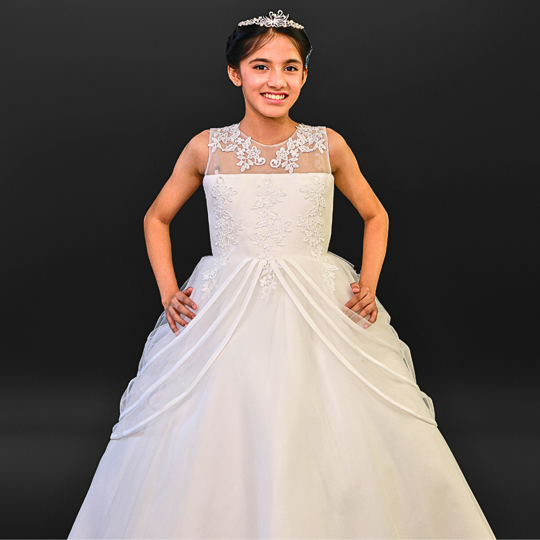 First Communion dress for girls in Himanchal Pradesh