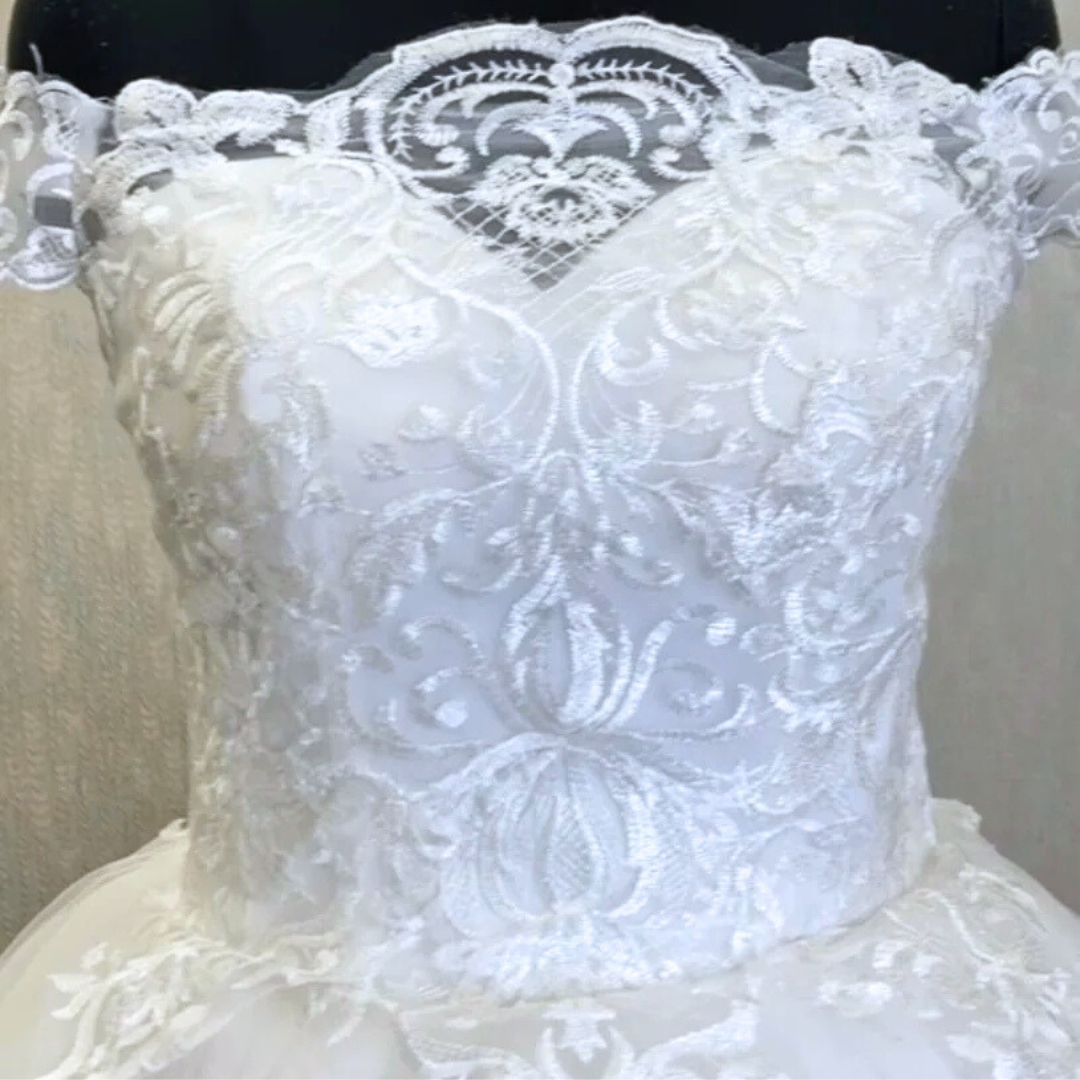 GownLink White Gown Bridal Dress Off Shoulder Style GLQD09