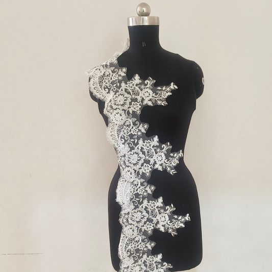 White -Lace Border Elegance Wedding Dress