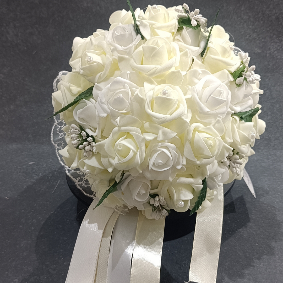 Cascading Bouquets for Bride Beige Rose Kalyan