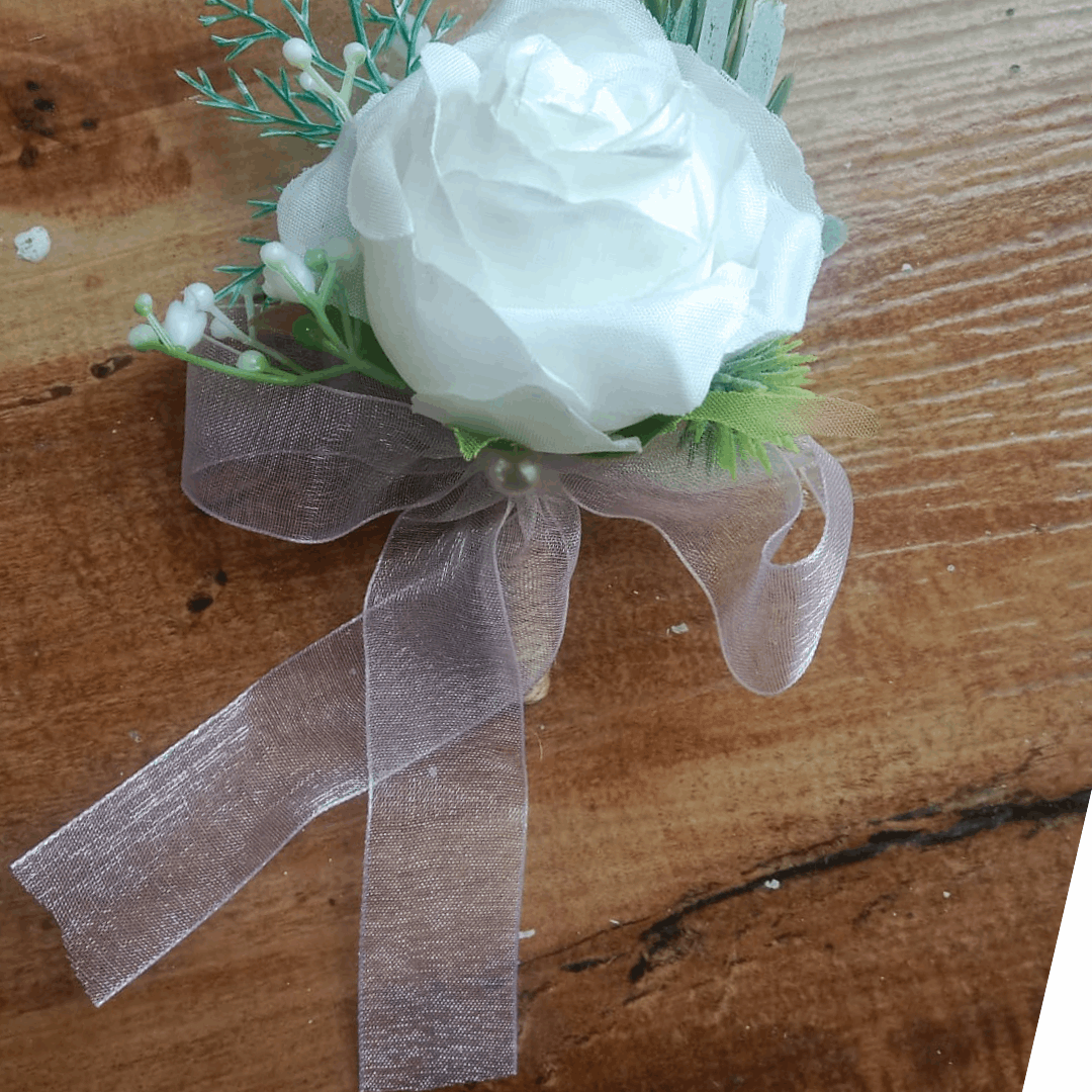 white rose Boutonniere Bhilwara India