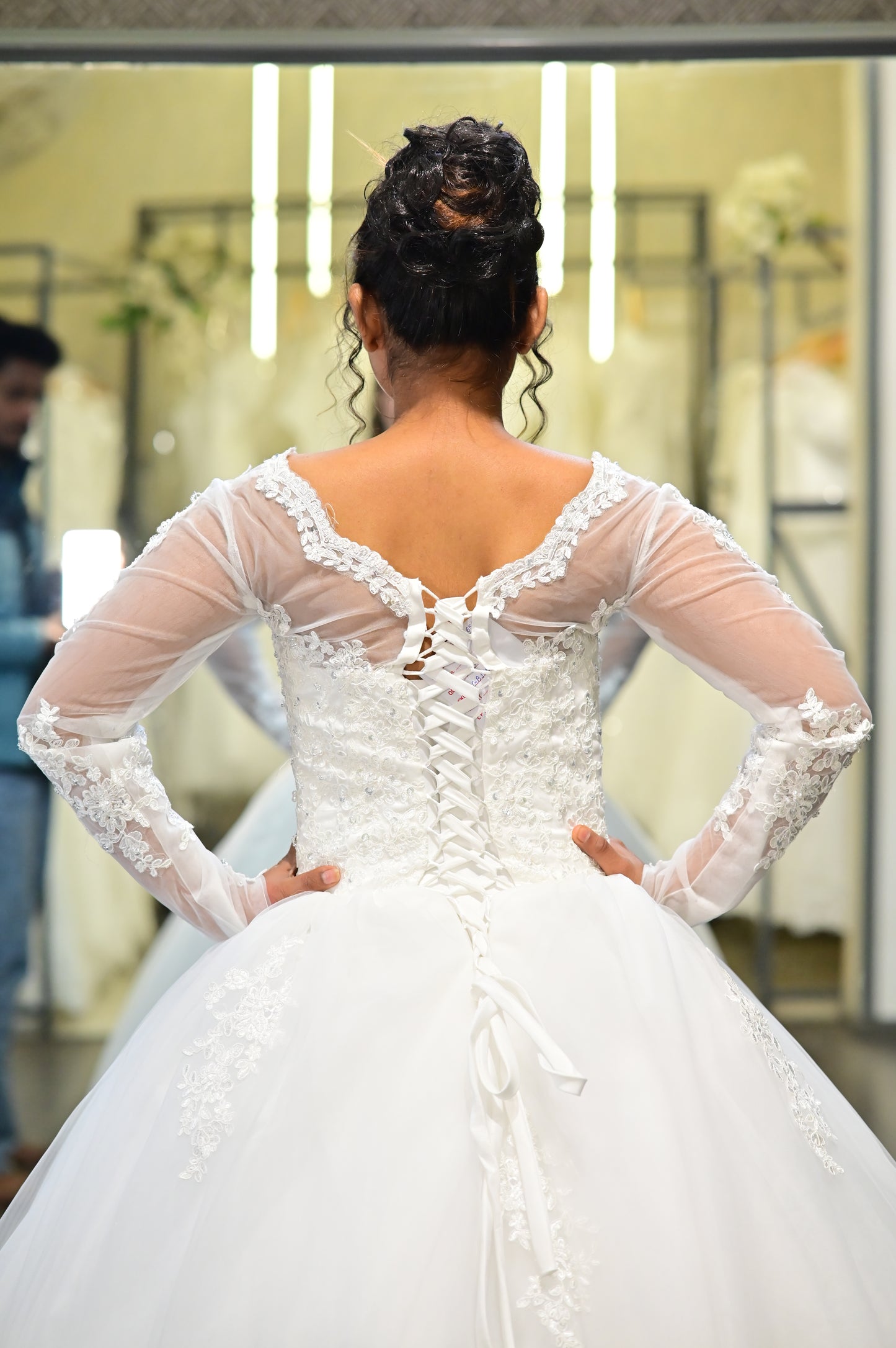 Back closure and button detail on White Ball Gown — GownLink GLGB150
