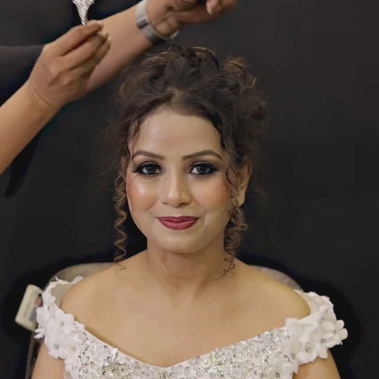 Wedding hair crown for Christian ceremony in Mumbai