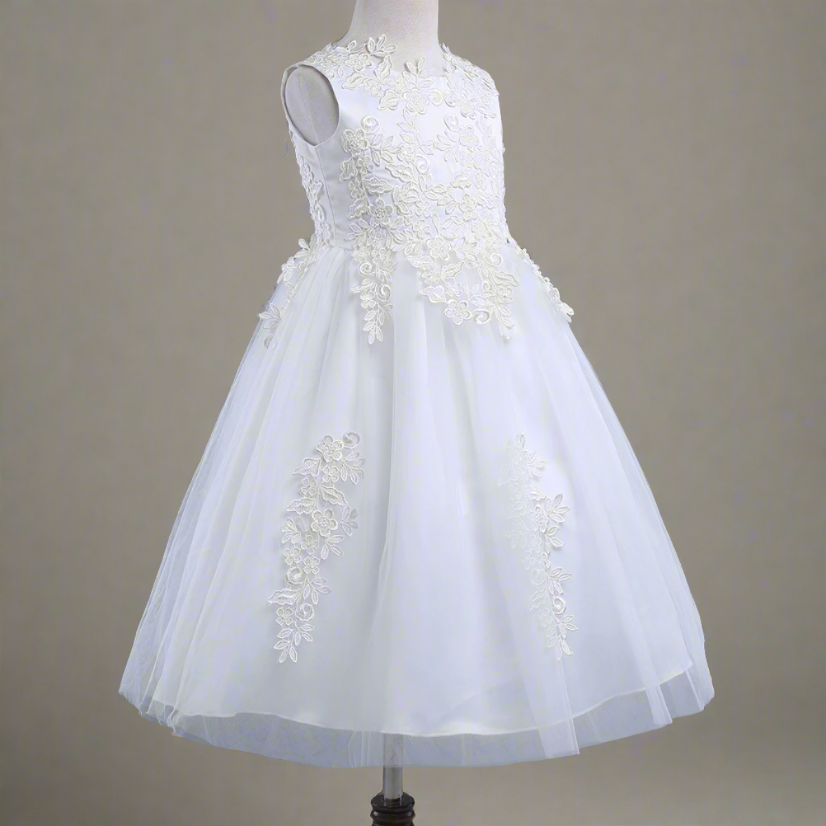 WHITE FROCK FOR BIRTHDAY PARTY Buy now
