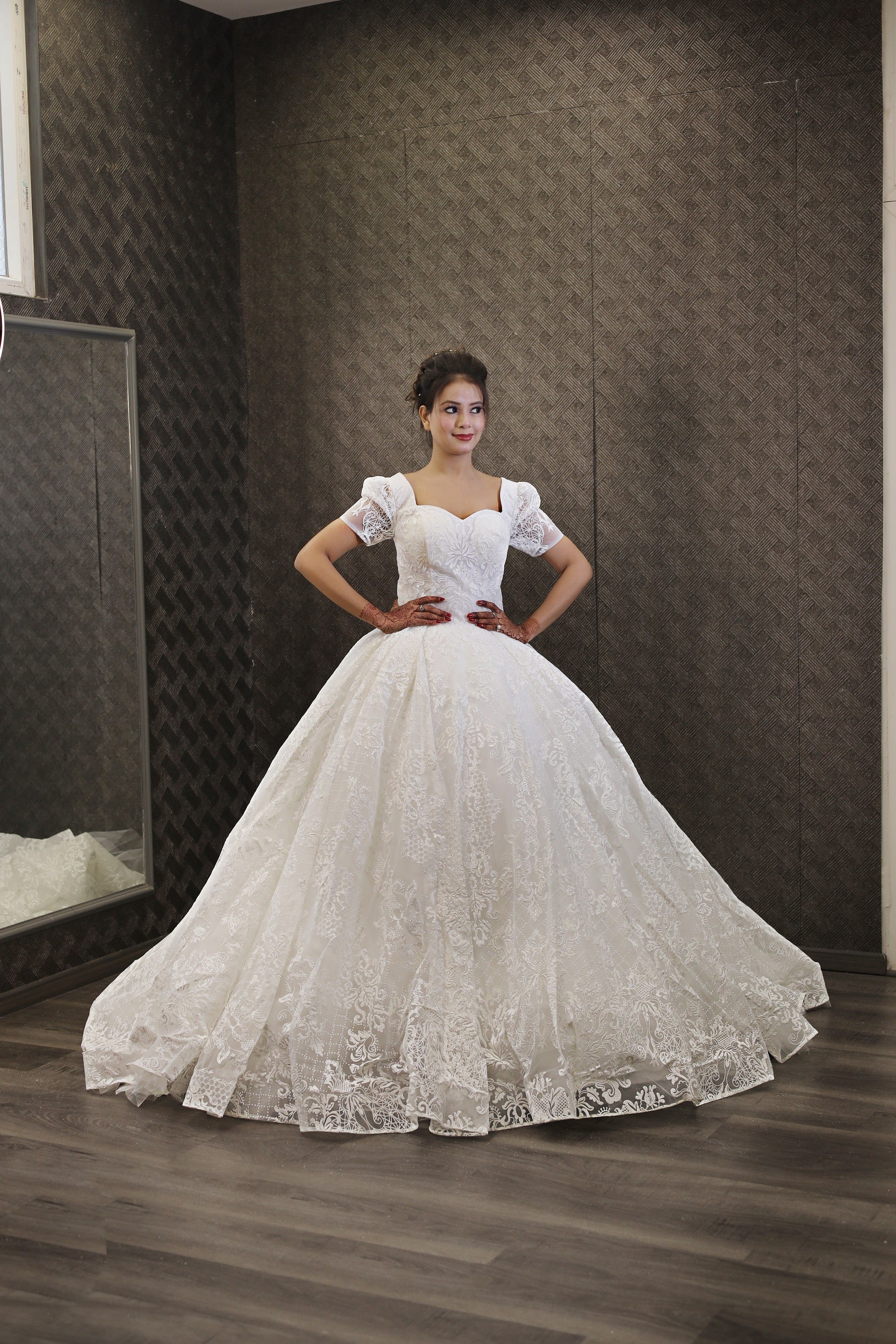 Female wedding dress best sale