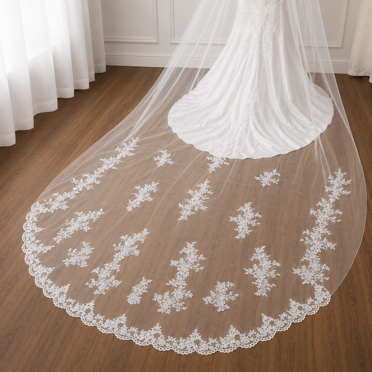 Close-up of lace edge detail on Long Bridal Veil — GownLink GLVL