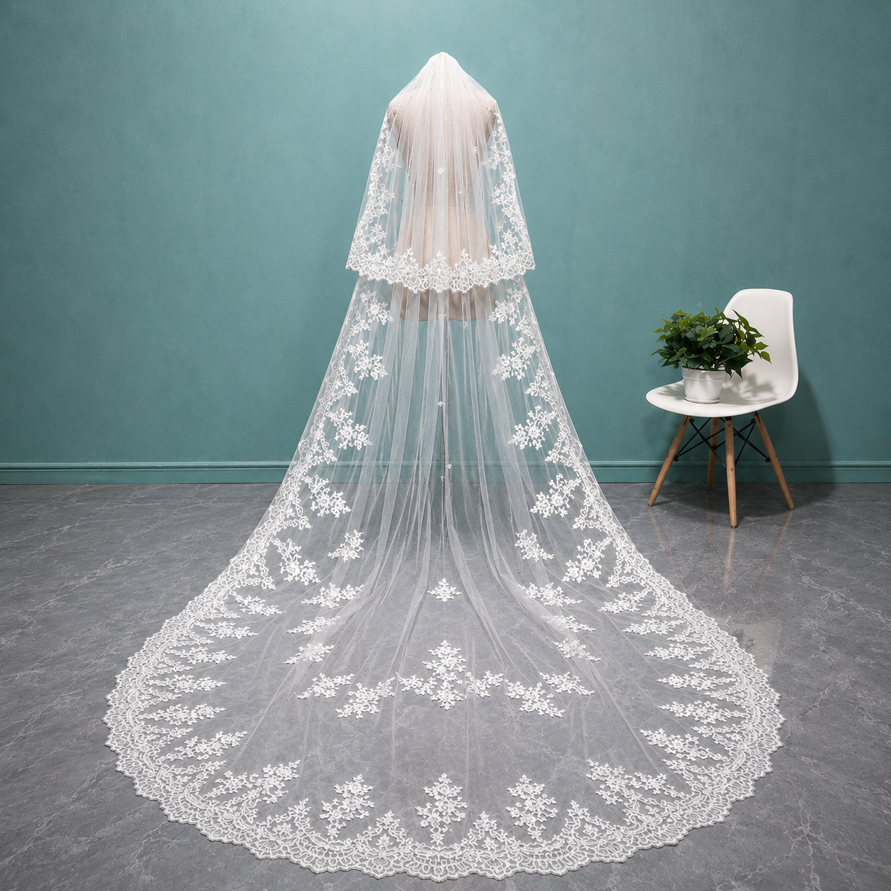 Detail of veil fabric and texture — GownLink GLVHL57
