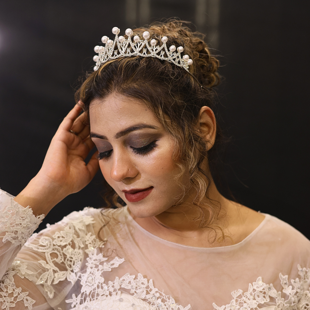 Traditional Catholic bridal Crown In Noida

