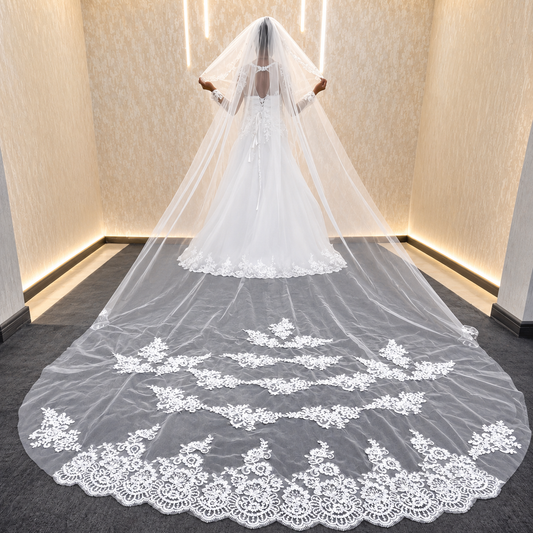 GownLink White Bridal Wedding Veil GLV1800L 4.5 Meter Long with Front Face Layer