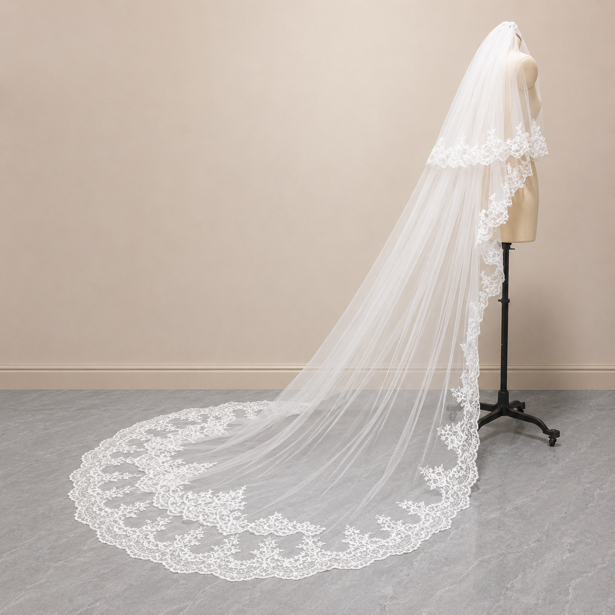Cathedral Bridal Veil — GLV10-2 | GownLink