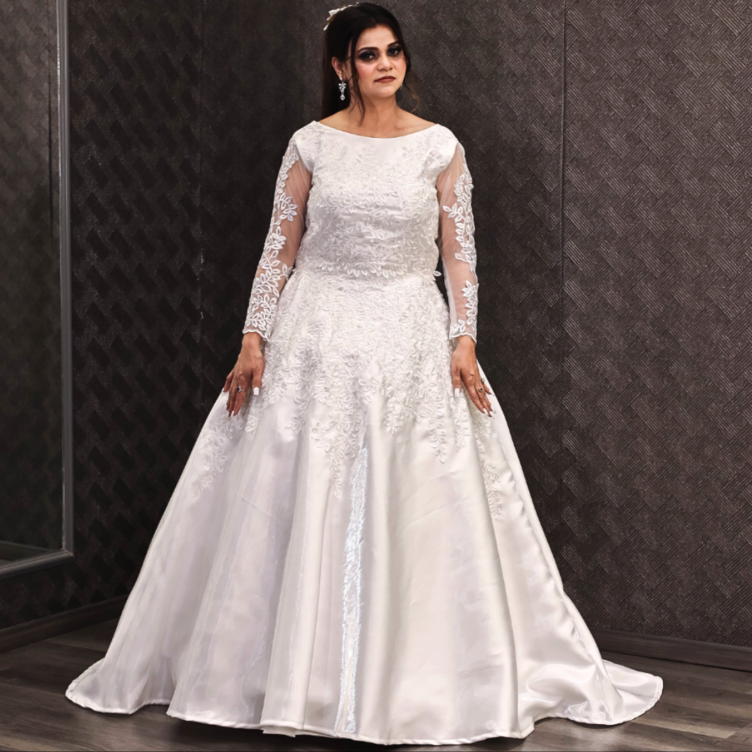 Detail of neckline and bodice on White Bridal Gown Satin with Train — GownLink GLHMST7