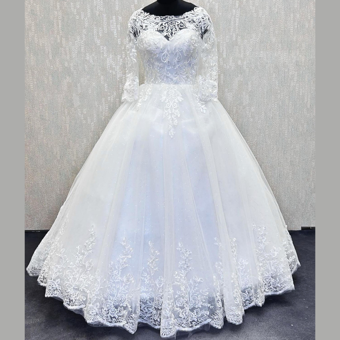 GownLink Traditional White Wedding Ball Gown for the Christian Bride  GLGF051B