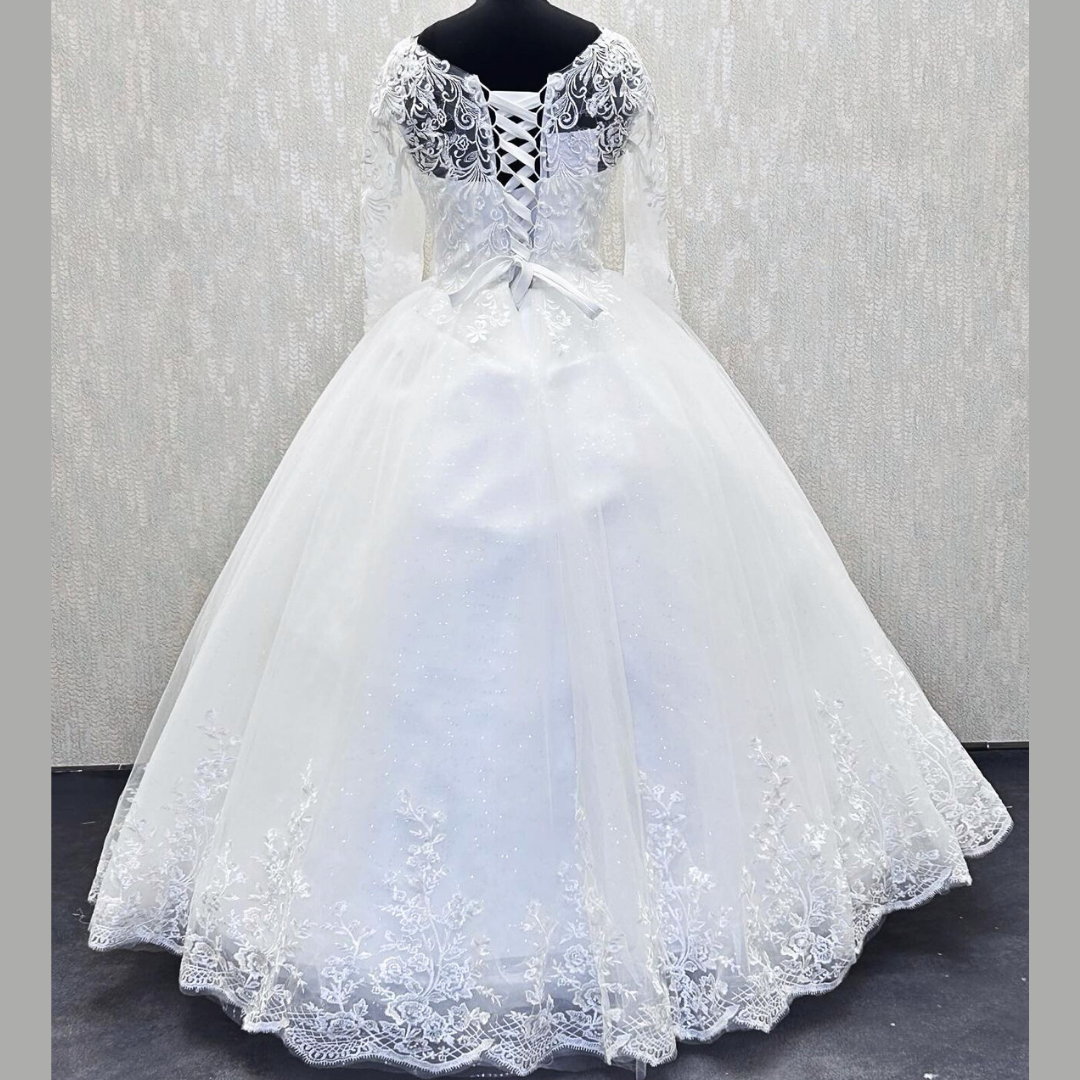 GownLink Traditional White Wedding Ball Gown for the Christian Bride  GLGF051B