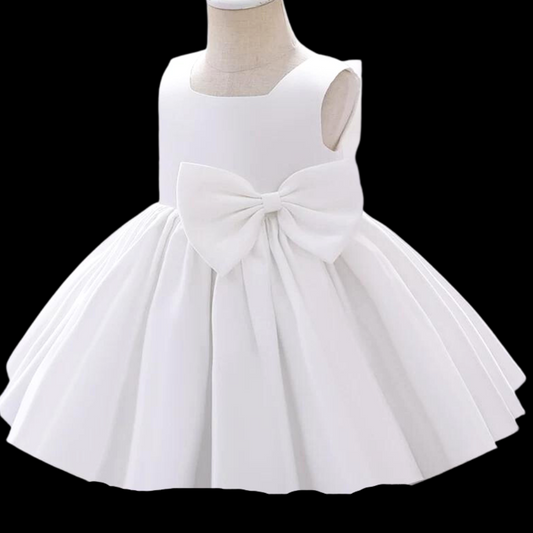 "Timeless White Dress for Holy Communion - Symbolizing New Beginnings"