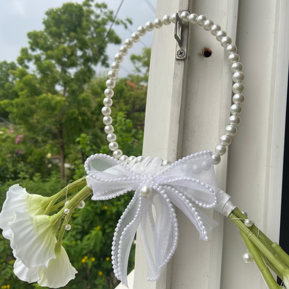 Side view of Clutch Bridal Bouquet showing shape and size — GownLink B-137
