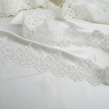 GownLink White Lace Graceful Lace Border Wedding Gown-GLVHL02 Lace