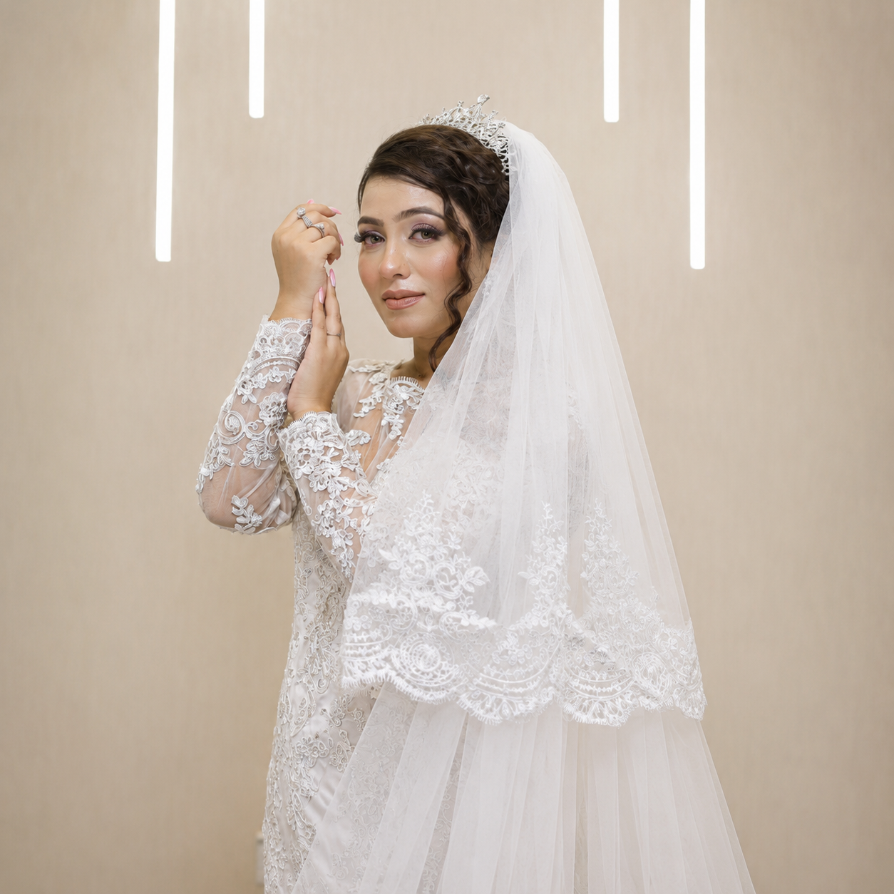 Detail of veil fabric and texture — GownLink GLVAL038W