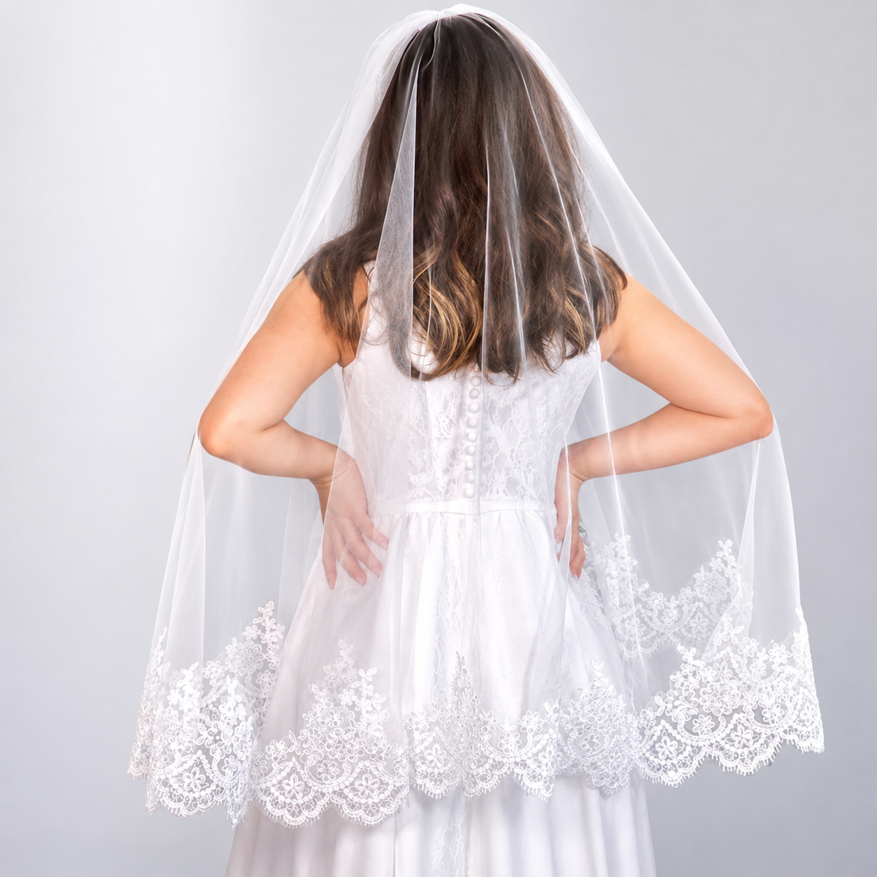 Detail of veil fabric and texture — GownLink GLHLCV2