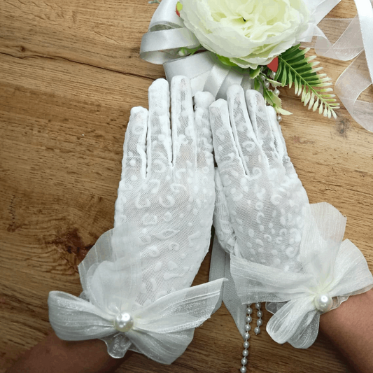 Enchanting Everlast: GownLink's Eternal Elegance Gloves Bedecked with a Lustrous Bow and Pearl Bead G110
