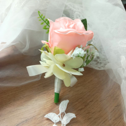 GownLink Boutonniere CF-106