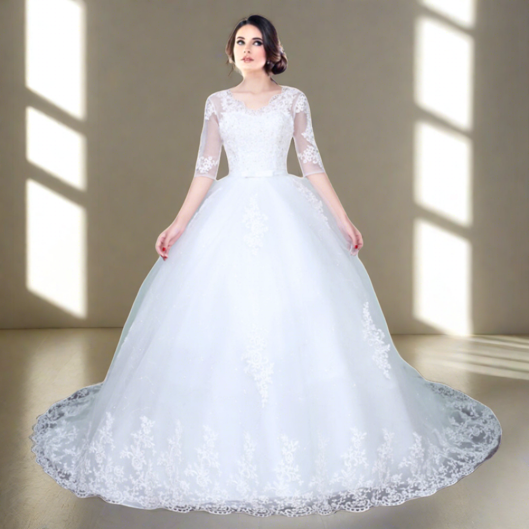 GownLink GLHS14T Classic White Wedding Gown with Lace Bodice and Long Train