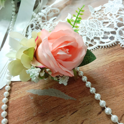 GownLink Boutonniere CF-106